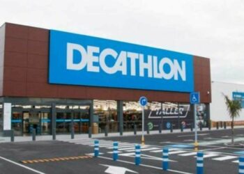 Decathlon dispone del patinete de aprendizaje para niños que será éxito en ventas está Navidad por su calidad precio.