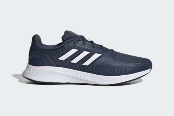El outlet de Adidas te ofrece  sus zapatillas más baratas ahora rebajadas