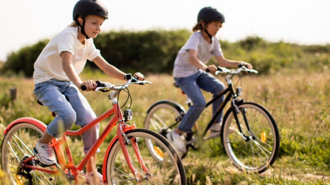 Decathlon tiene la bicicleta para niños con mejor valoración para  circular por toda clase de caminos