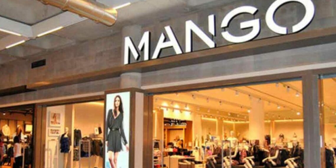 El abrigo de Mango es un elemento esencial en el armario de cualquier mujer para este Otoño