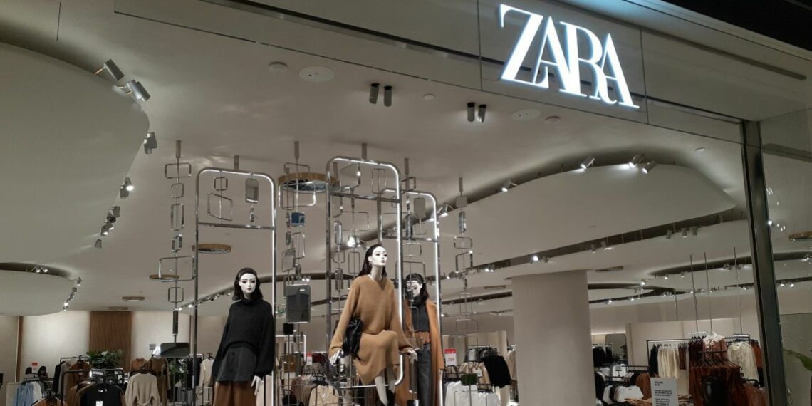 Zara ha rebajado este chaleco acolchado que te mantendrá agradable y calentita sin comprometer tu tendencia