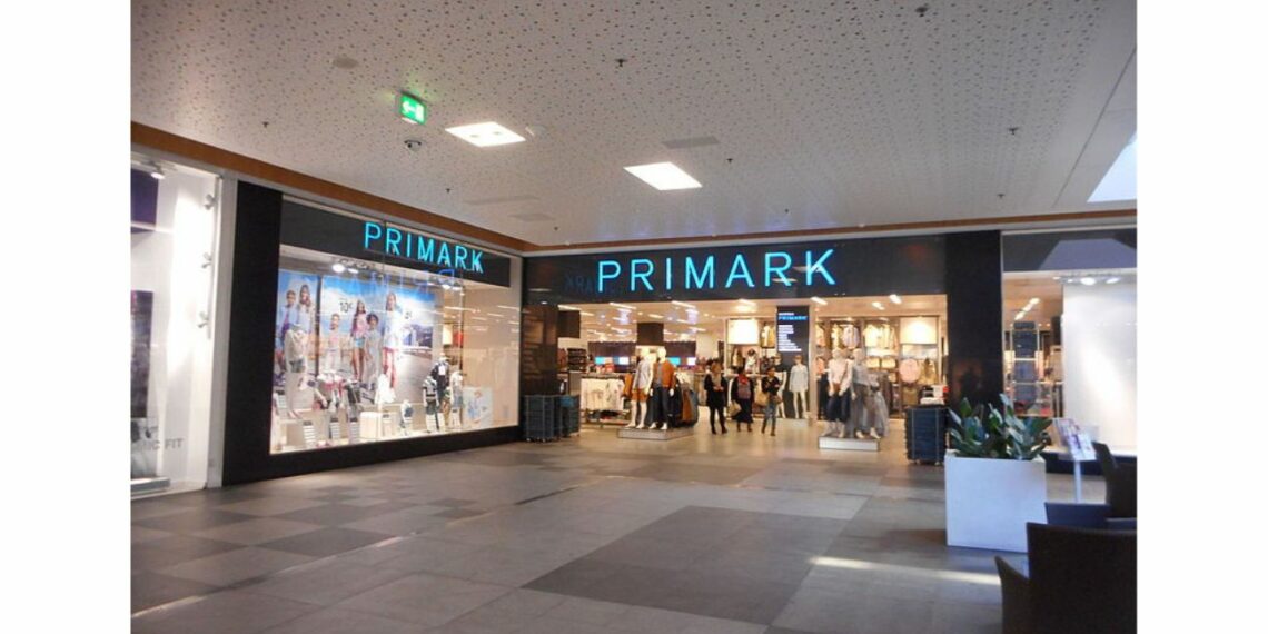 Los vaqueros de la nueva colección de Primark comodidad y estilo