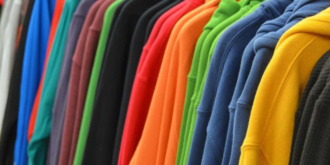 Locura en Lidl: Sudadera de Adidas por menos de 40 euros provoca colas en sus tiendas