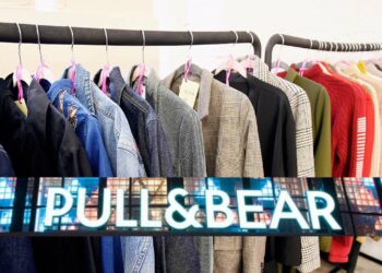 El abrigo de Pull&Bear: Elegancia y calidez por menos de 30€