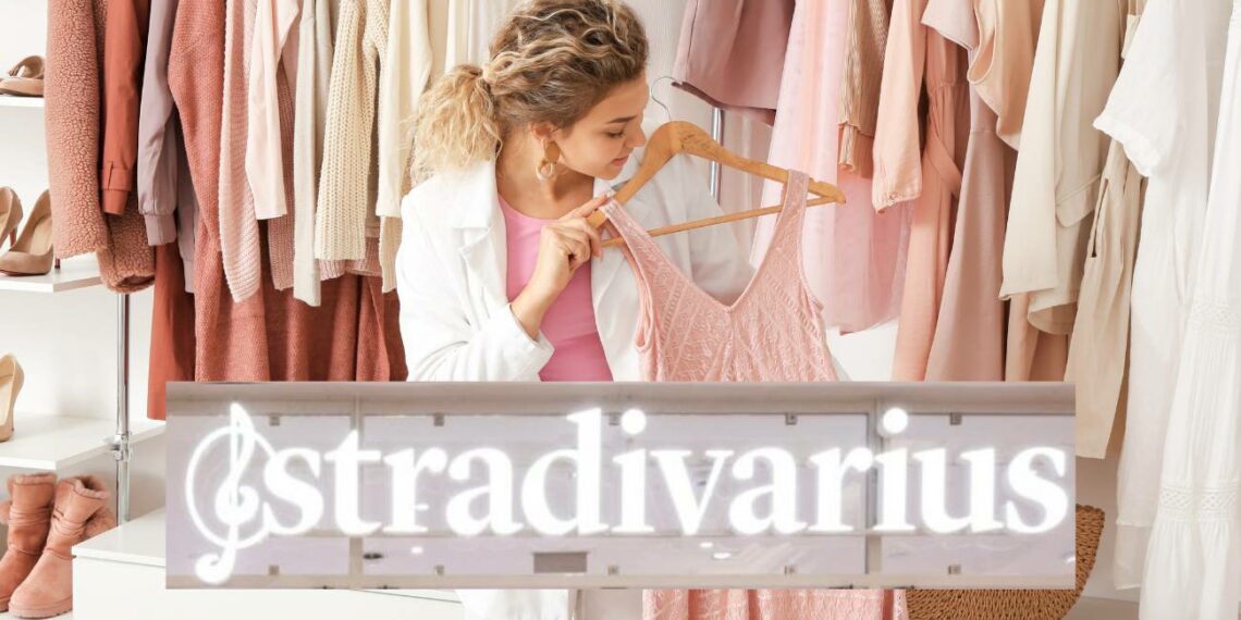 La elegancia festiva del vestido corto de lunares Stradivarius por solo 23 €