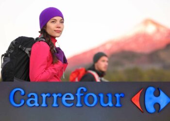 La nueva Chaqueta Trekking en Carrefour: ¡Estilo y resistencia a precio irresistible!