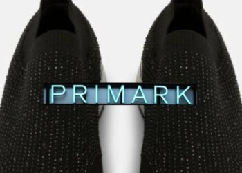 Las zapatillas sin cordones con strass de Primark