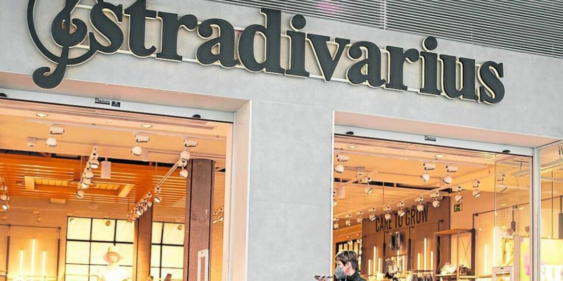 El Vestido midi de Stradivarius por menos de 20€