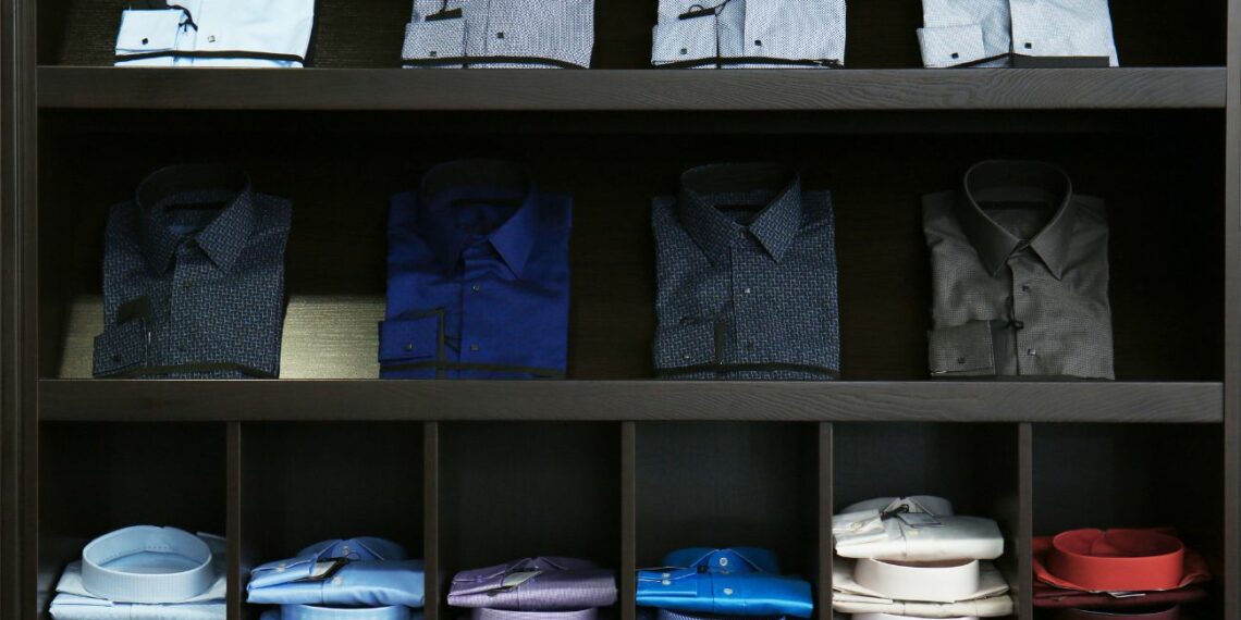  La camisa de primavera versátil y económica para hombres en Carrefour