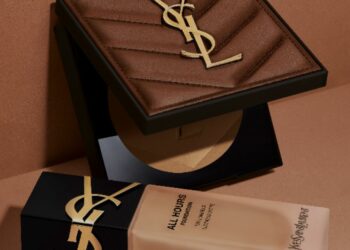 Consigue una de las 8000 muestras gratis de All Hours Foundation de YSL