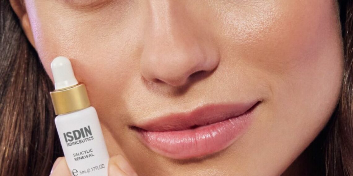 Consigue una muestra gratuita del sérum Salicylic Renewal de ISDIN