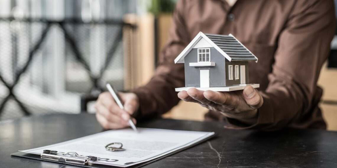 Tecnocasa busca asesores inmobiliarios más de 160 ofertas con sueldos de hasta 2.300 euros
