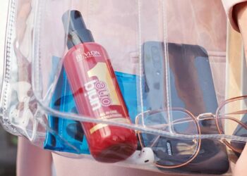 Revlon muestra gratis spray capilar Uniq One