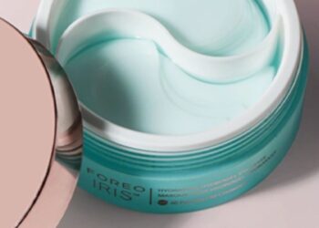 Foreo regala mascarillas IRIS Hydrating Eye Mask